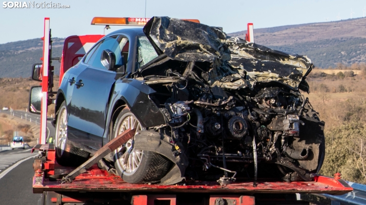 Fallece tras la colisión entre un camión y un turismo en la N-122 en Pozalmuro