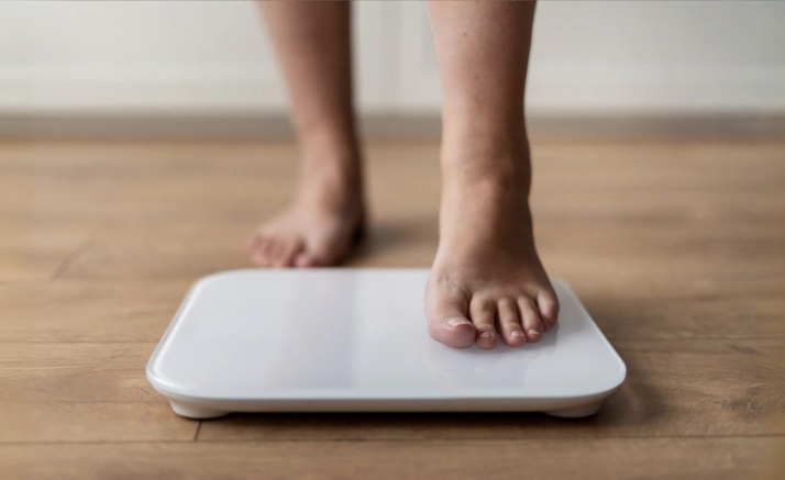 Vuelta a la rutina: Cómo recuperar tu línea tras los banquetes navideños