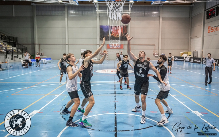 El Soria Baloncesto alcanza su sexta victoria ante el Base de Segovia (72-71) y ya es séptimo