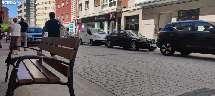 Obras en la red de agua afectan al tráfico en avenida de Navarra
