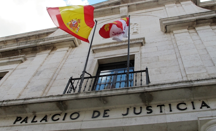 25 años de cárcel y prisión permanente revisable al autor que mató a su pareja y a la hija de ésta en Valladolid