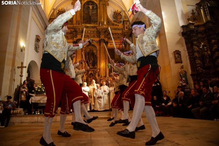 Las danzas del Paloteo, obligadas a salir este 2025 de San Leonardo Abad