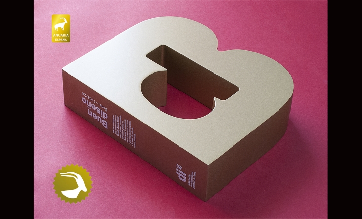 El diseñador soriano Alfonso Pérez Plaza se alza con un oro en los premios Anuaria