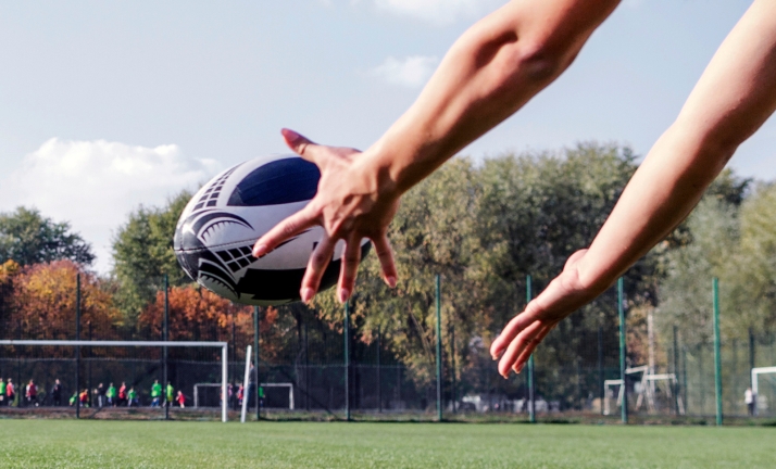Alba Aguilera celebra su tercera cap con Castilla y León mientras el Ingenieros de rugby retoma la actividad femenina en Zaragoza