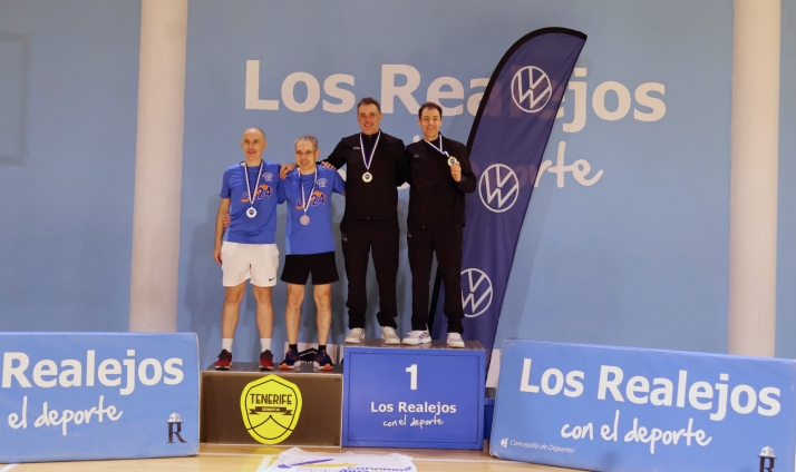 Llegan las primeras medallas para los sénior del Bádminton Soria