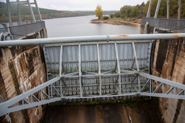 Aumentan ligeramente las reservas del pantano