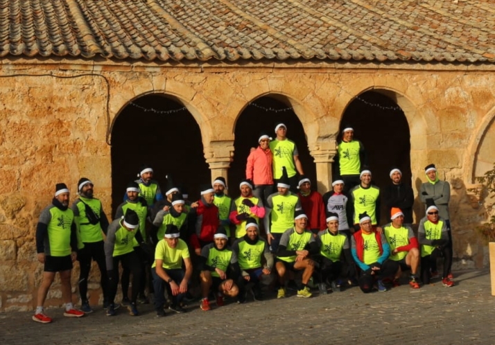 120 corredores despiden al 2024 en la X edición de la marcha a montaña Peñalba de San Esteban