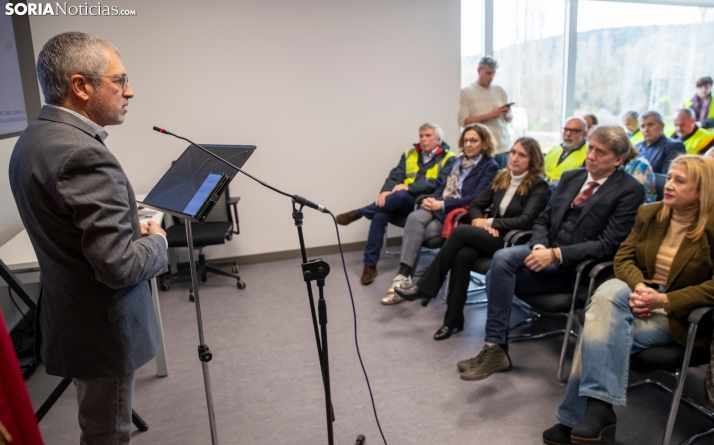 La presa del río Mayor intuye, después de seis años, el inicio del fin