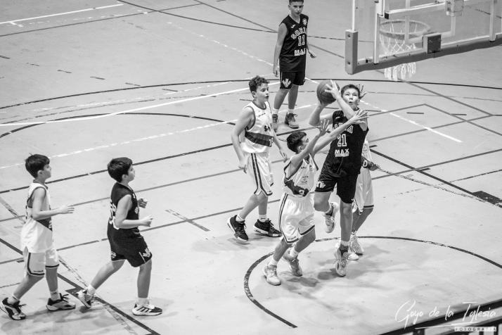 Castilla y León convoca a Alejandro Chamarro y María Martínez para el XI Torneo de Marín de basket