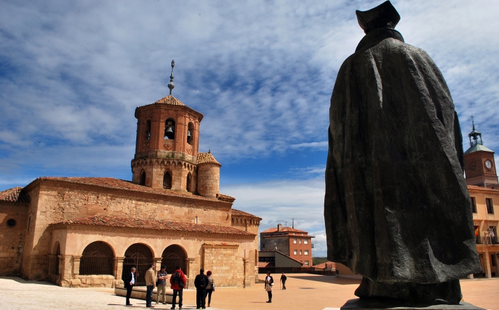 Con el carnaval, Almazán vuelve a transformarse en un festín medieval con su concurso de pinchos y tapas