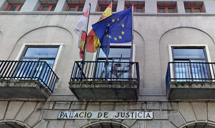 El TSJCyL anula una sentencia que absolvió en Segovia a dos acusados de estafa y usurpación de estado civil y ordena repetir el juicio con otros magistrados
