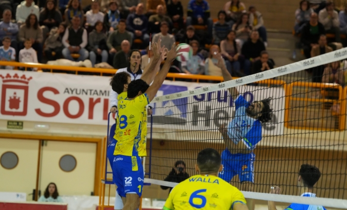 Bruno Cunha vuelve a ser el jugador más valioso del voleibol nacional esta semana