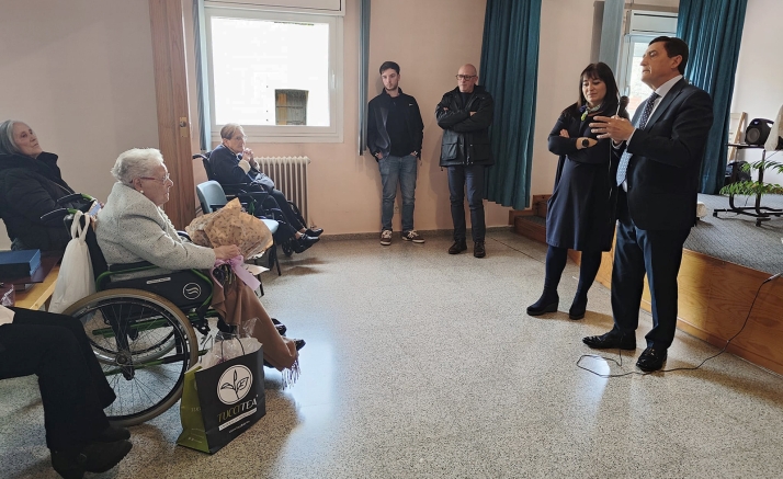 Florentina Martínez celebra el siglo de vida con los suyos en San Pedro Manrique