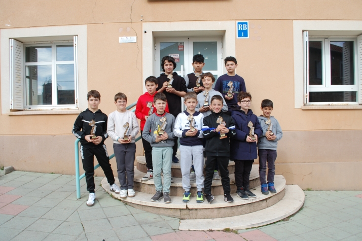 El torneo de ajedrez de Los Rábanos reúne a las promesas sorianas en una jornada apasionante