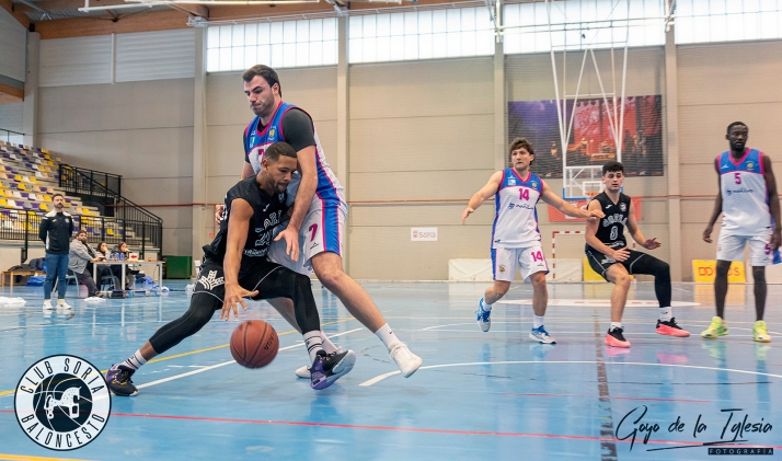 El Soria Baloncesto supera al líder (74-69) en el San Andrés y da un paso de gigante hacia la Copa