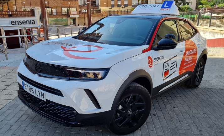 Se buscan profesores de autoescuela: una profesión con pleno empleo