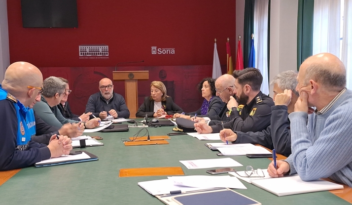 Guardia Civil y Policía aumentarán, en los días cercanos al Jueves Lardero, la vigilancia en establecimientos públicos para evitar la venta de alcohol a menores