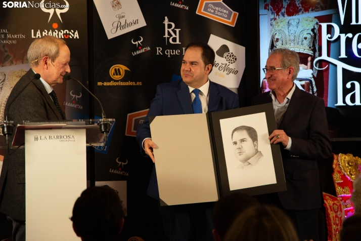 La élite taurina se desahoga en Soria: Comienzan prohibiendo el Toro Jubilo y acaban fundiéndose todo