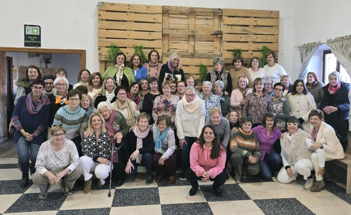 Las mujeres de Almarza y El Valle celebran Santa Águeda