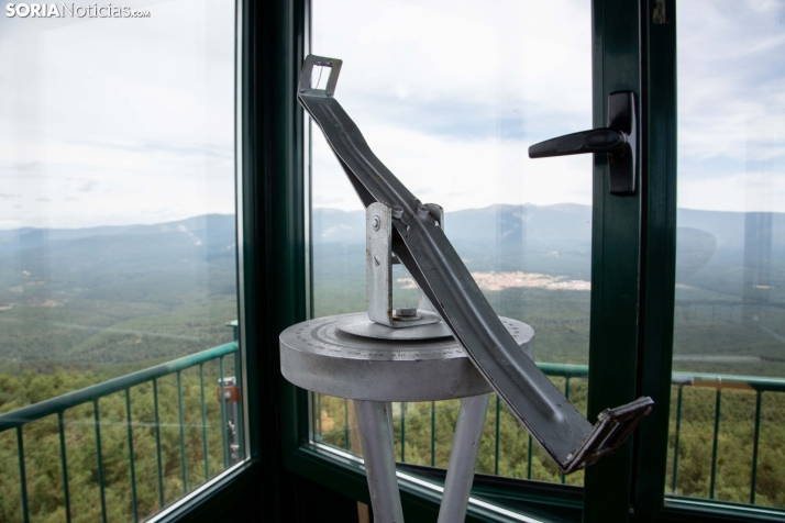 Los trabajadores de torretas de incendios forestales, en pie de guerra: Quieren sustituirnos por cámaras