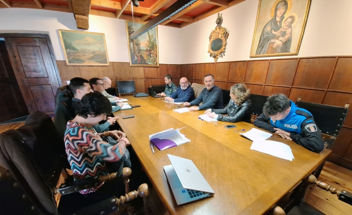 El Burgo refuerza la protección a víctimas de violencia de género con un nuevo protocolo