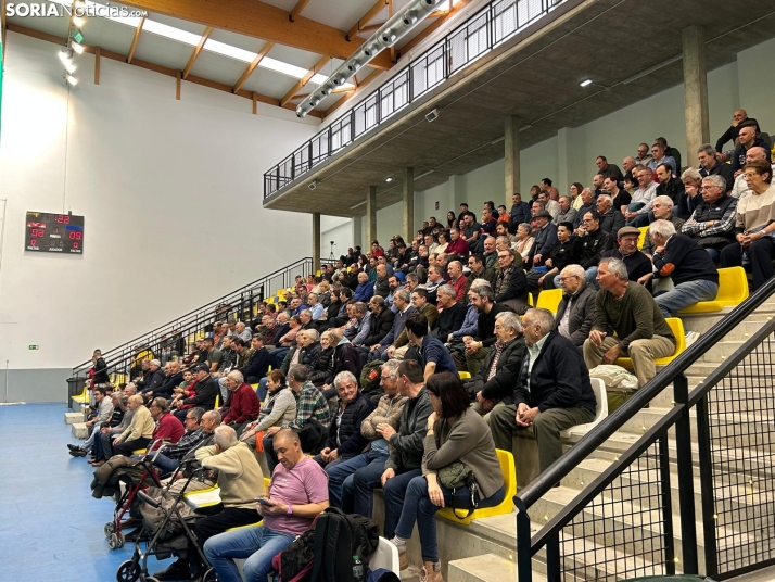 La Copa Plis Plas demuestra la pasión de la afición soriana por la pelota mano