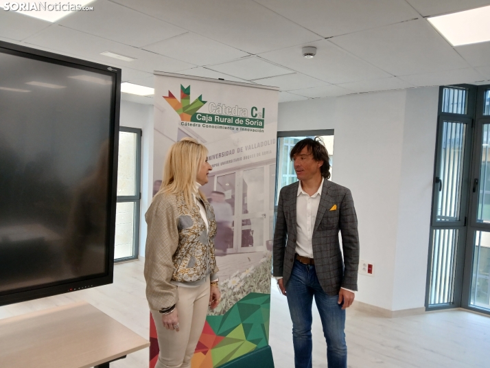 La Cátedra de Caja Rural organiza el II simposio sobre enfermedades en la mujer