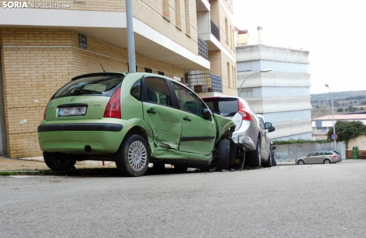 Detenido, ebrio, tras darse a la fuga después de colisionar fuertemente contra un vehículo en El Calaverón