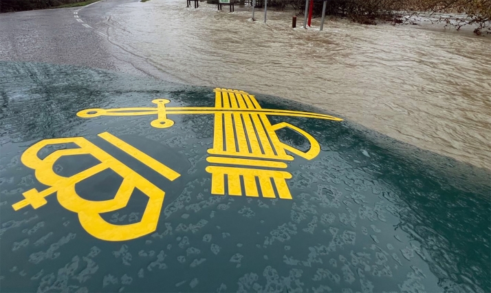 Evacuadas cien personas del restaurante Casa del Guarda por la crecida del río Pedrajas