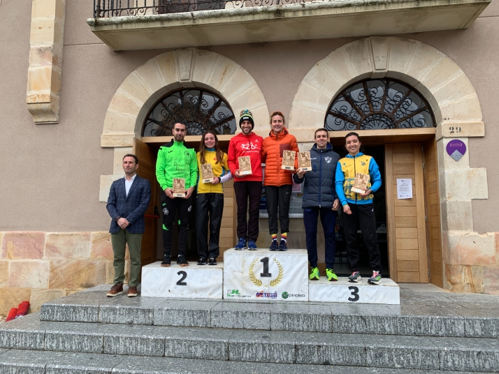 Ester y Marc Rodríguez tiran de casta y potencia en el Cross de Navaleno