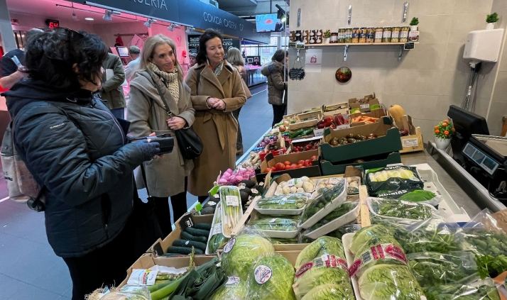 El Mercado Municipal lanza una campaña con 5.000 bonos de descuento para compras por internet