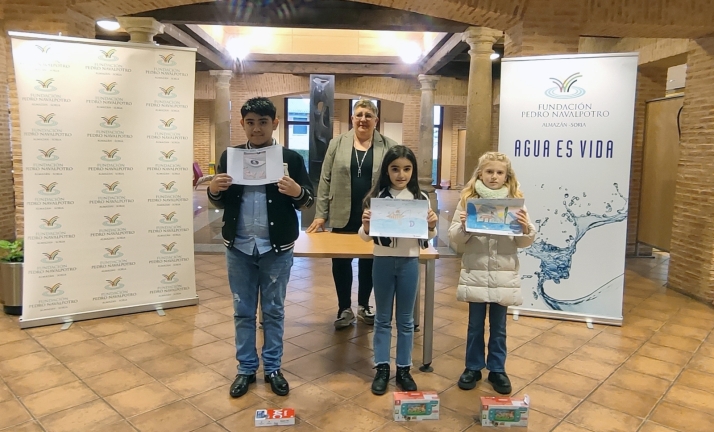 Almazán conciencia a sus escolares sobre el valor del agua a través del dibujo
