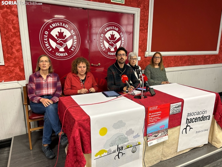 13 colectivos de Soria claman contra las macrogranjas: Nos van a envenenar