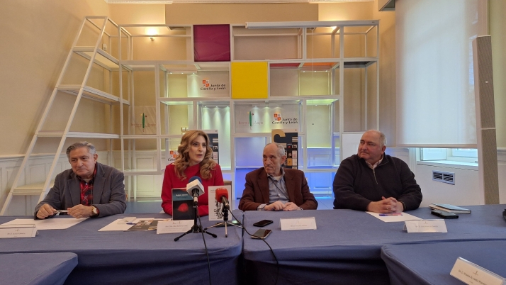 La novela ‘Dice la sangre’ y el poemario ‘Tampoco yo soy un robot’ obtienen ex aequo el Premio de la Crítica de Castilla y León