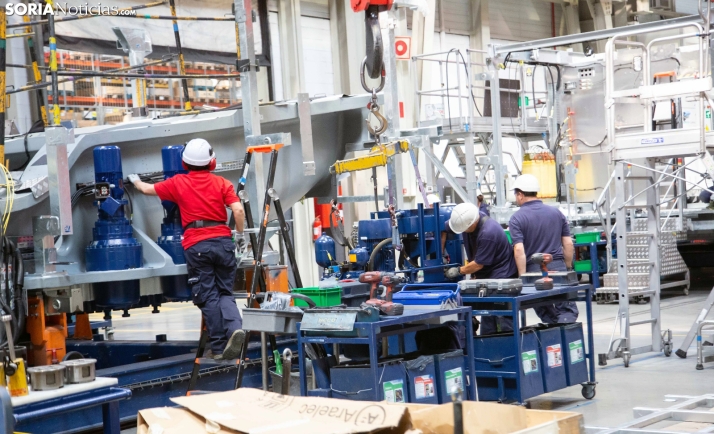 El XXI Observatorio FOES revela una mejora en la facturación empresarial, pero advierte sobre la escasez de mano de obra y el aumento de costes