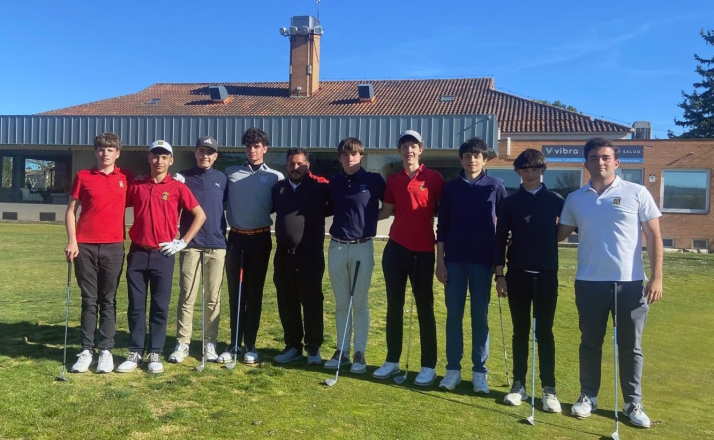 Miguel López, con Castilla y León en el Nacional de Federaciones Autonómicas Sub 18 de golf