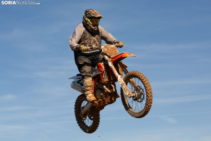 Un fin de semana lleno de motocross en San Esteban de Gormaz