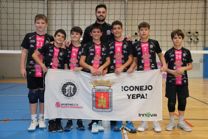 La cantera del Sporting Santo Domingo triunfa en Castilla y León, clasificando a varios equipos para el Campeonato de España