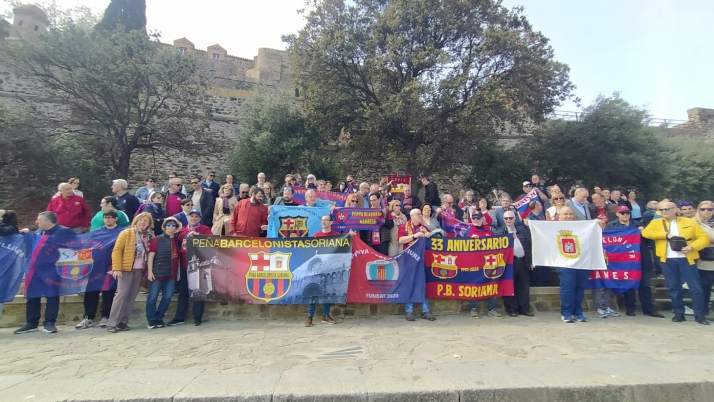 Entre versos y fútbol, la peña barcelonista de Soria y de Collioure se hermanan en Francia
