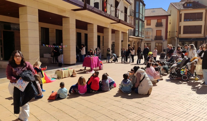 Pasión por la lectura en Almazán