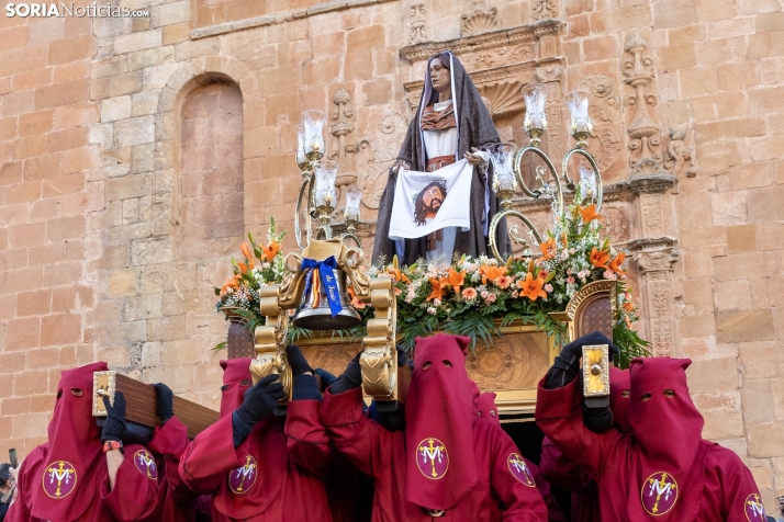 Las lluvias dan un respiro a la Semana Santa