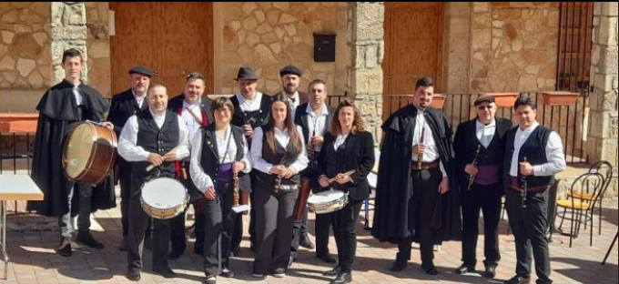 Casi 300 personas disfrutaron de la X Fiesta del Roblazo en Matamala de Almazán