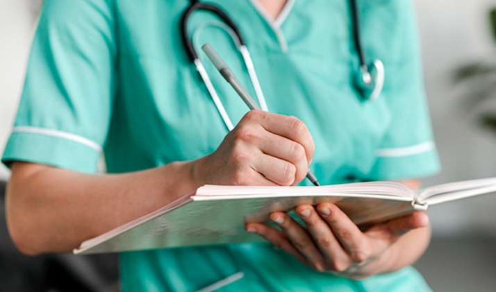 Sanidad impulsará el desarrollo de todas las especialidades de Enfermería