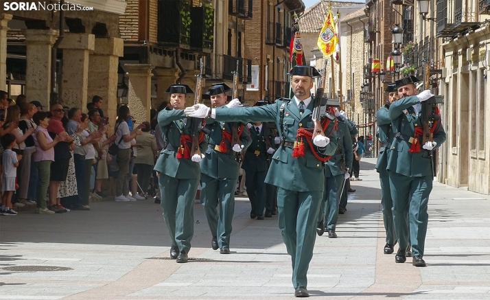 Crónica y fotos: 171 años, al menos, de la Guardia Civil en El Burgo
