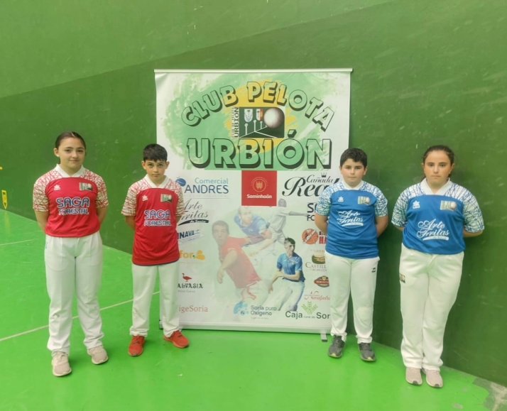 Estos son los primeros resultados del I Torneo Tu Voz de Pinares de Pelota Mano