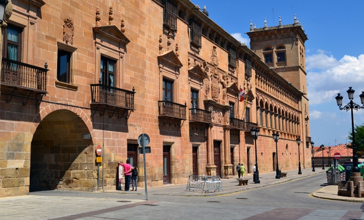 La Audiencia Provincial lamenta el fallecimiento de Javier Pérez de la Orden