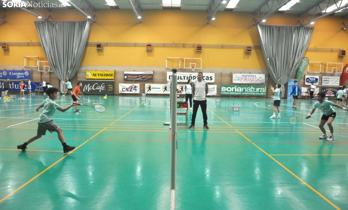 Este fin de semana, el Torneo Popular de Bádminton: más de centenar y medio de inscritos