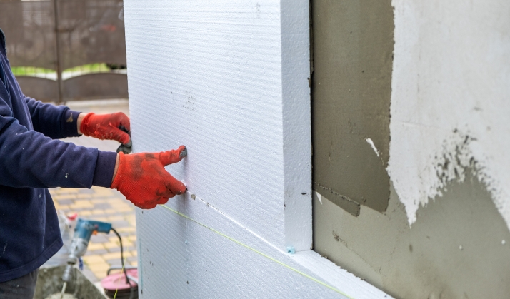 La mejora del aislamiento térmico y el efecto invernadero, o gafas con cámara para invidentes, vencedoras del ‘Desafío Universidad Empresa’ 2024