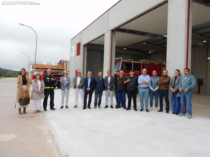 FOTOS Y NOTICIA | San Leonardo inaugura su parque sin bombero profesional hasta el 1 de julio