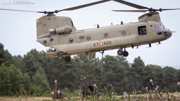 En imágenes: Espectacular ejercicio militar aéreo en los montes de Soria 